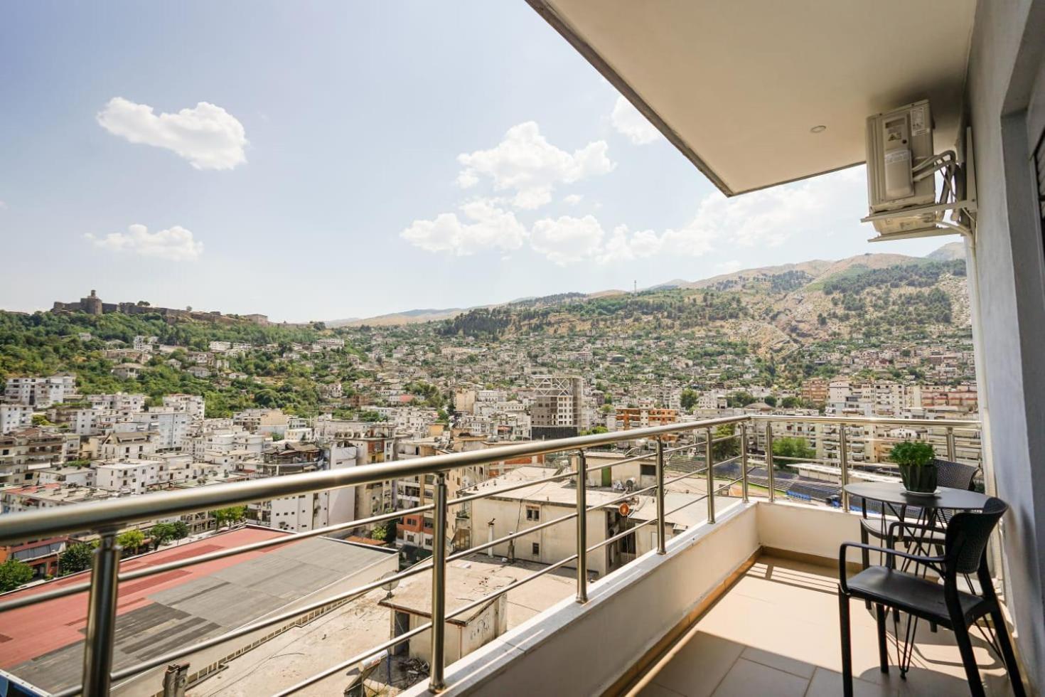 View City Apartments Gjirokastër Exteriér fotografie